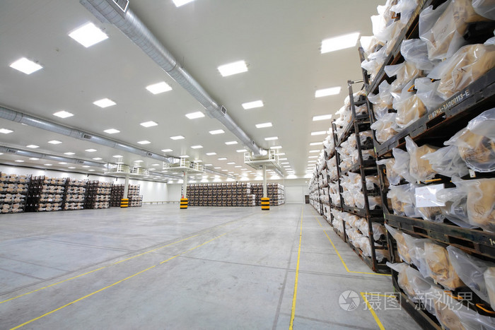 工厂店实景摄影 揭秘高效货物仓储服务的商业价值